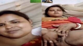 Dehati Bengali Wife Fingering Hairy Pussy