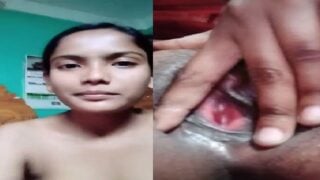 Innocent babe nude selfie virgin pussy shown